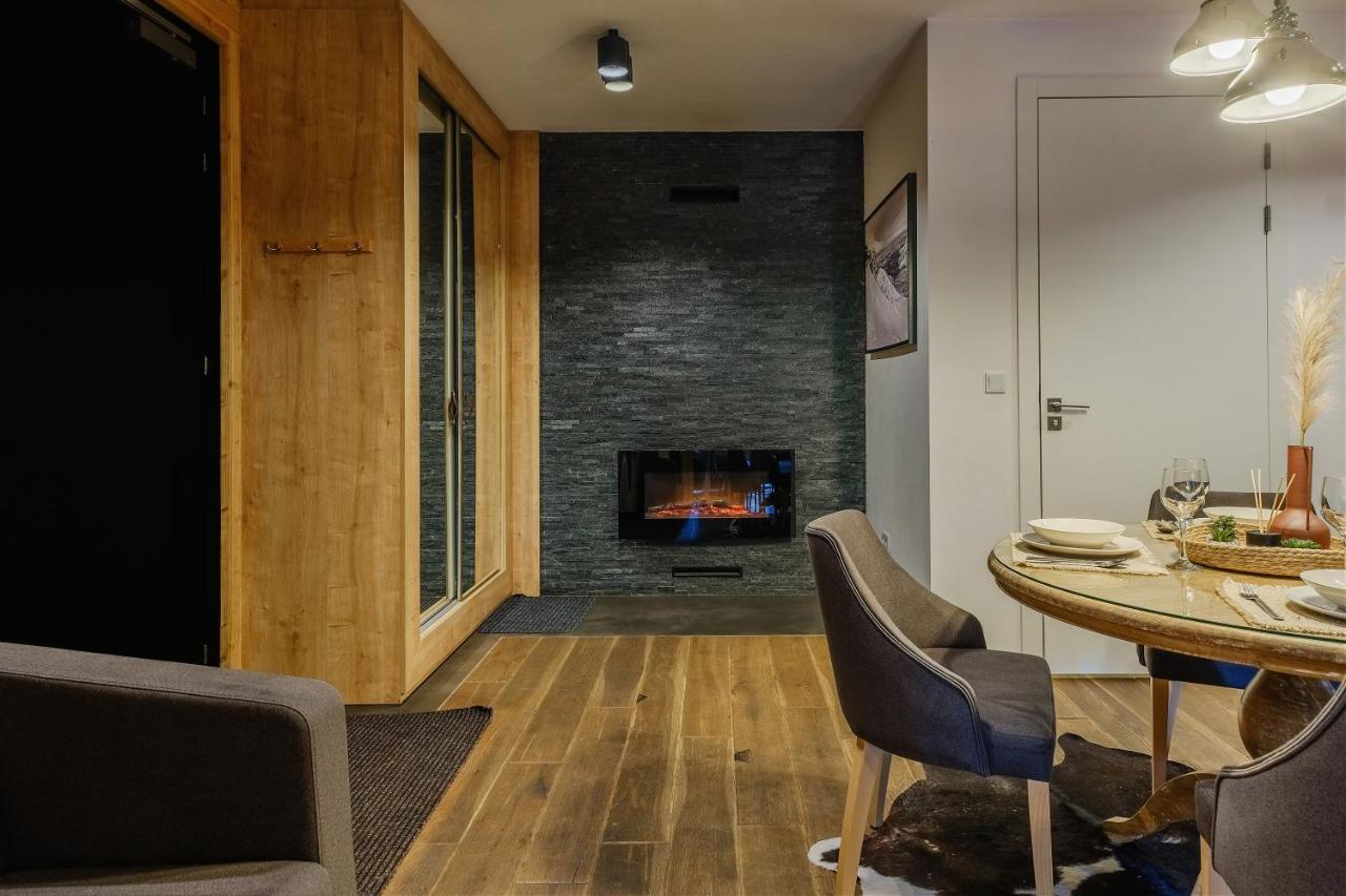 Apartamenty Pod Giewontem Gawra - Piekny Apartament Z Tarasem, Sauna I Jacuzzi W Cenie Pobytu - 5 Min Pieszo Do Krupowek Zakopane Luaran gambar