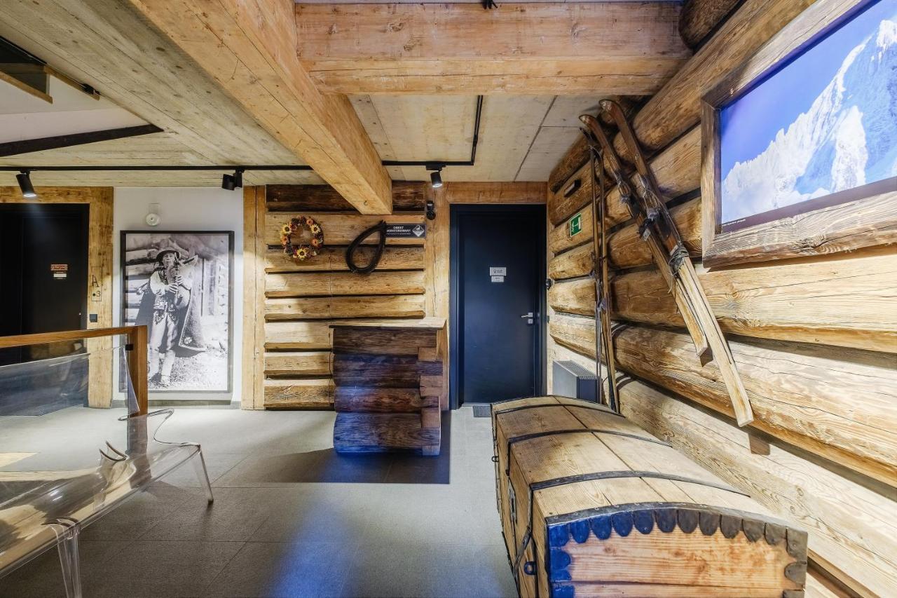 Apartamenty Pod Giewontem Gawra - Piekny Apartament Z Tarasem, Sauna I Jacuzzi W Cenie Pobytu - 5 Min Pieszo Do Krupowek Zakopane Luaran gambar